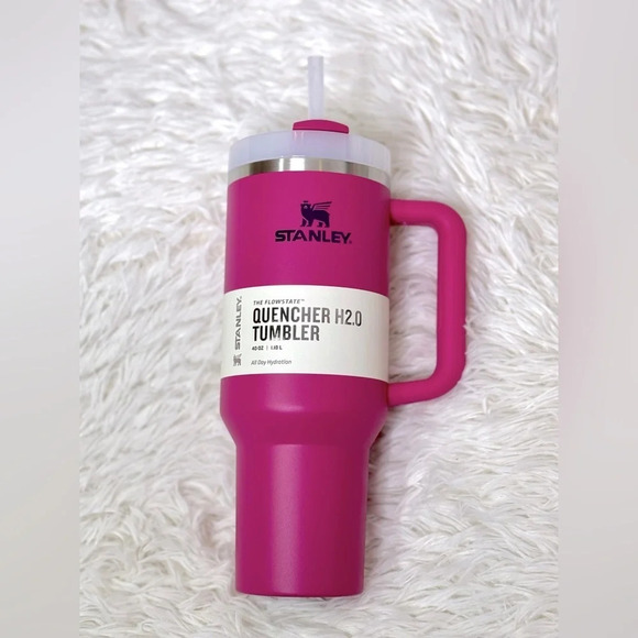 Stanley Tumbler Fuchsia QUENCHER H2.0 FLOWSTATE 40 OZ - Picture 1 of 15